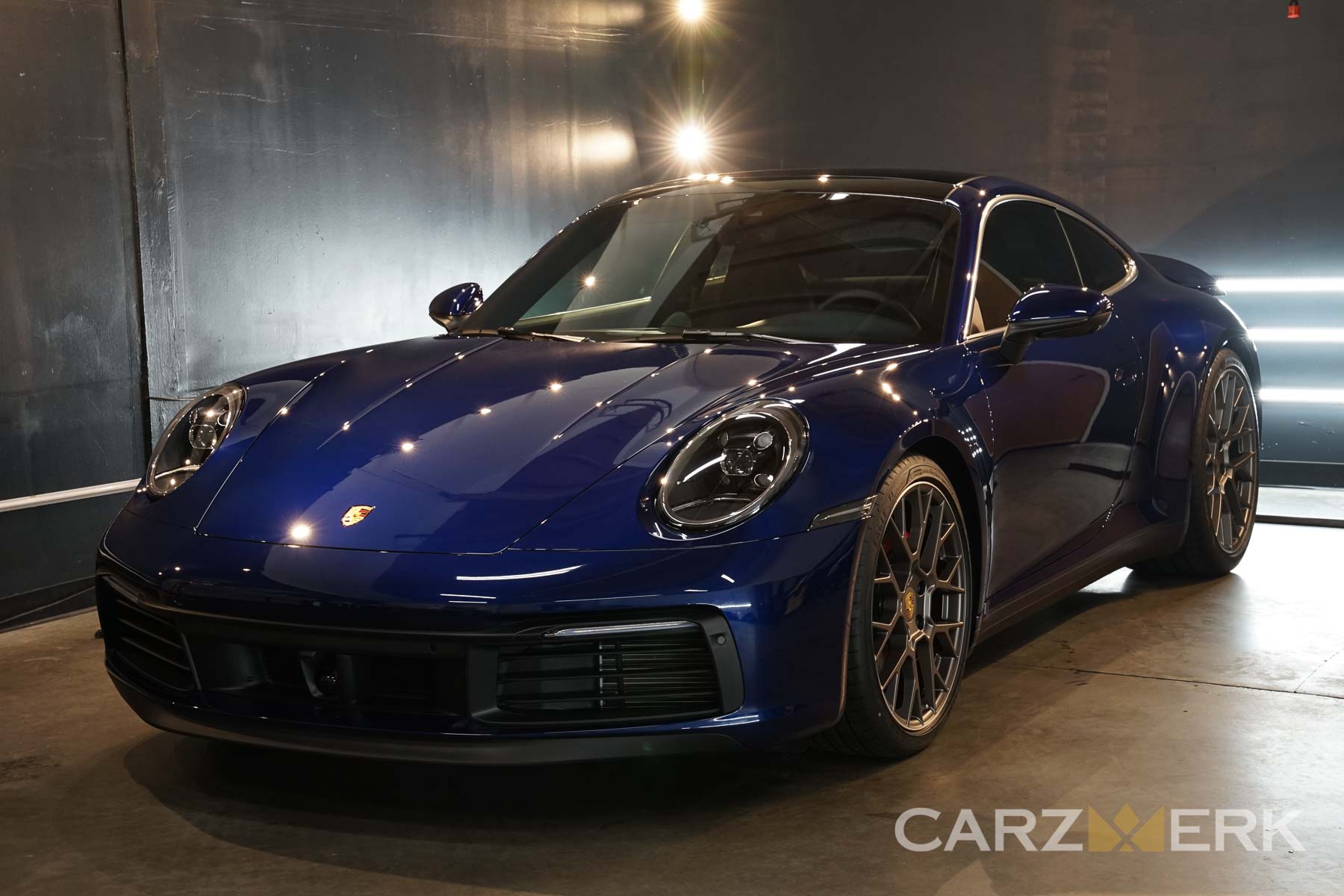 Porsche 992 Blue 22