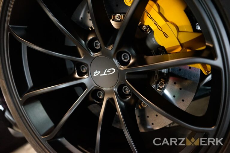 Porshce 981 GT4 Black-12