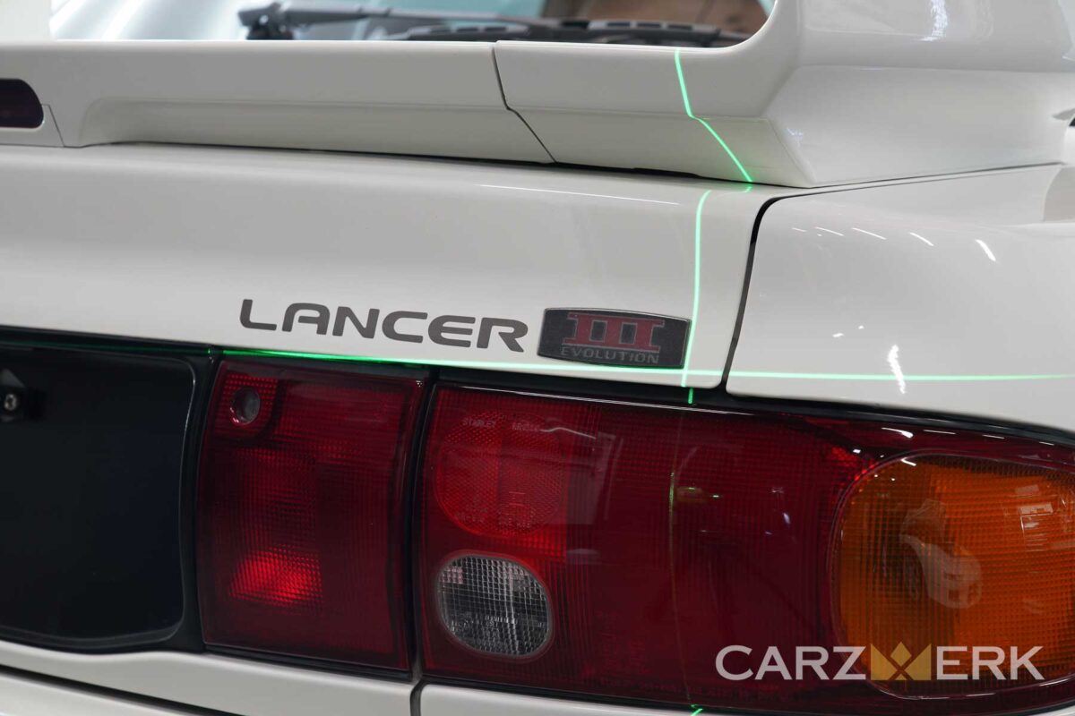 Mitsubishi Evo 3 Decal Installation - Laser alignment