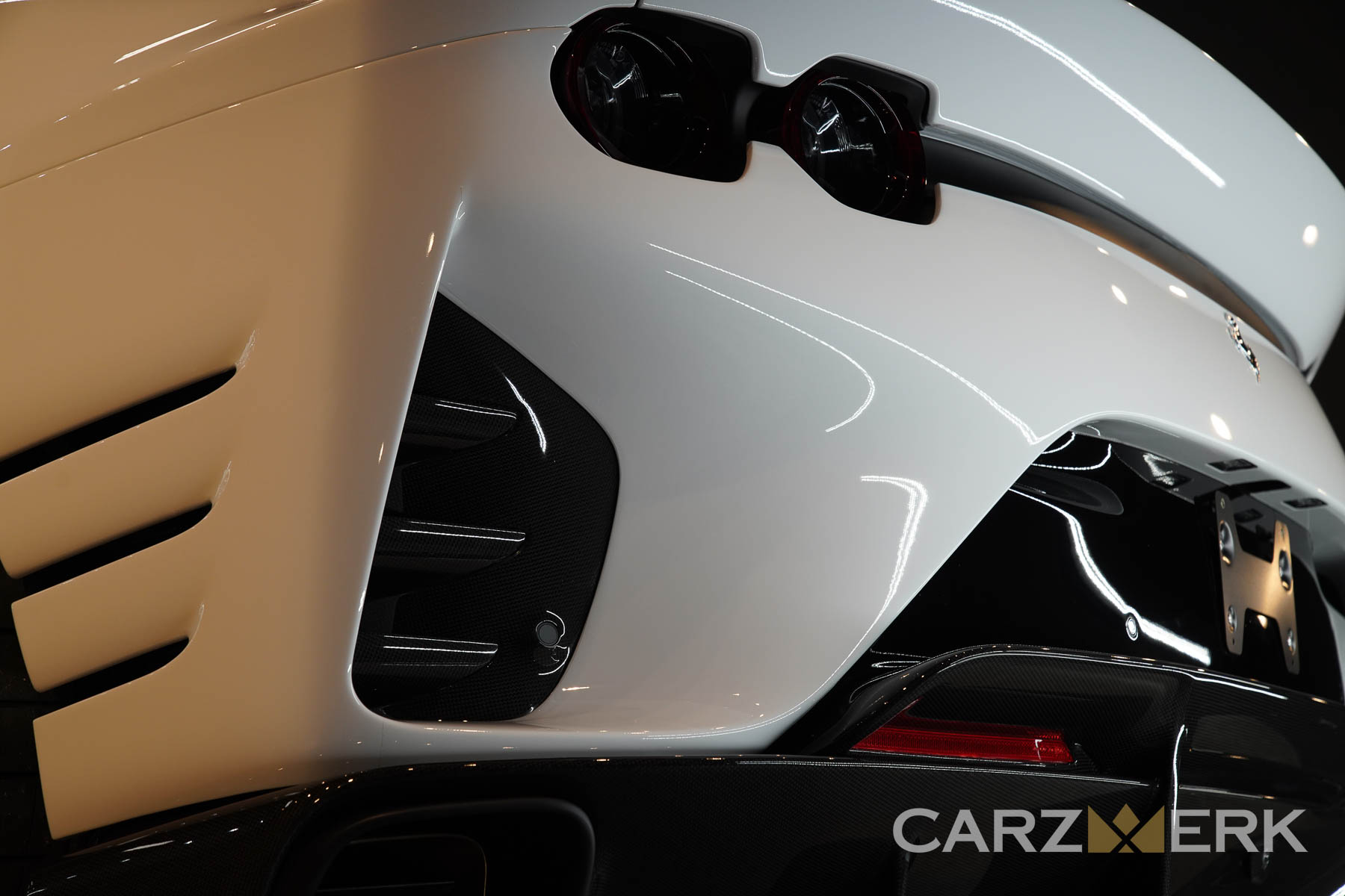 2022 Ferrari 812 Competizione - Bianco Cervino - Rear Bumper, diffuser