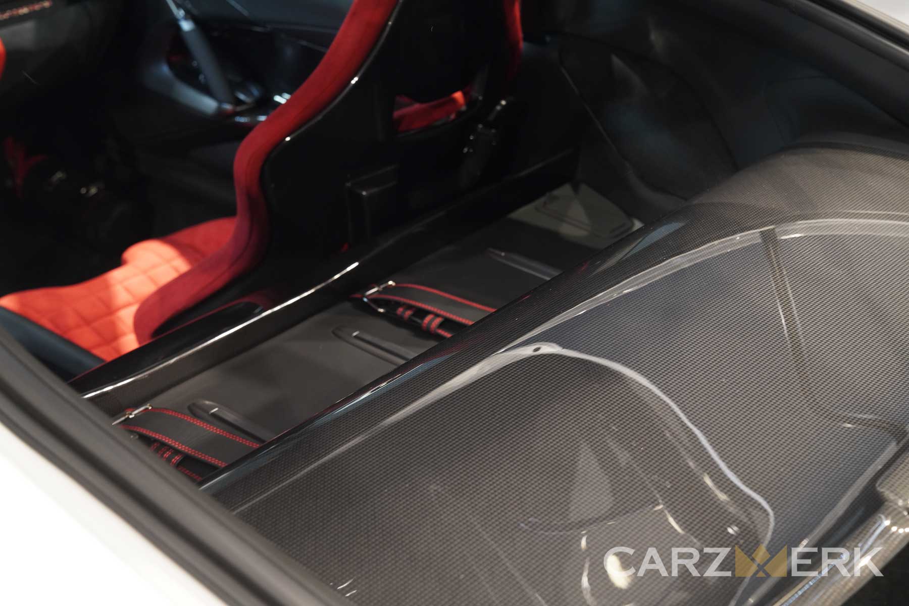2022 Ferrari 812 Competizione - Bianco Cervino - Carbon Fiber Trunk protector
