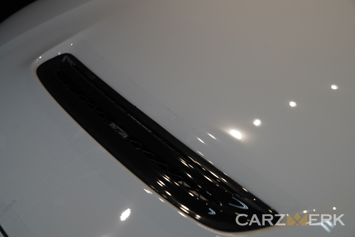 2022 Honda CTR Civic Type R - Championship White Clearcoat NH-0 - Hood Scoop - Factory Adhesive Mark