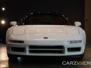 1995 Honda NSX-R Championship White - Front End - Lights down