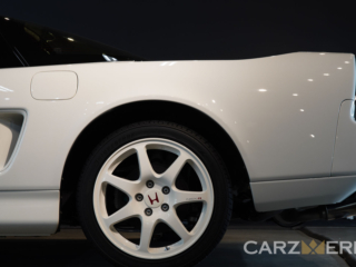 1995 Honda NSX-R Championship White - Rear Wheels - Side Shot