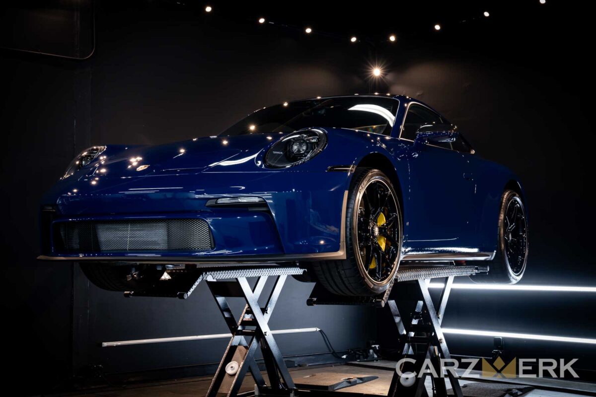 Porsche 992 GT3 Touring Albert Blue PTS Paint to sample with Carzwerk on the lift