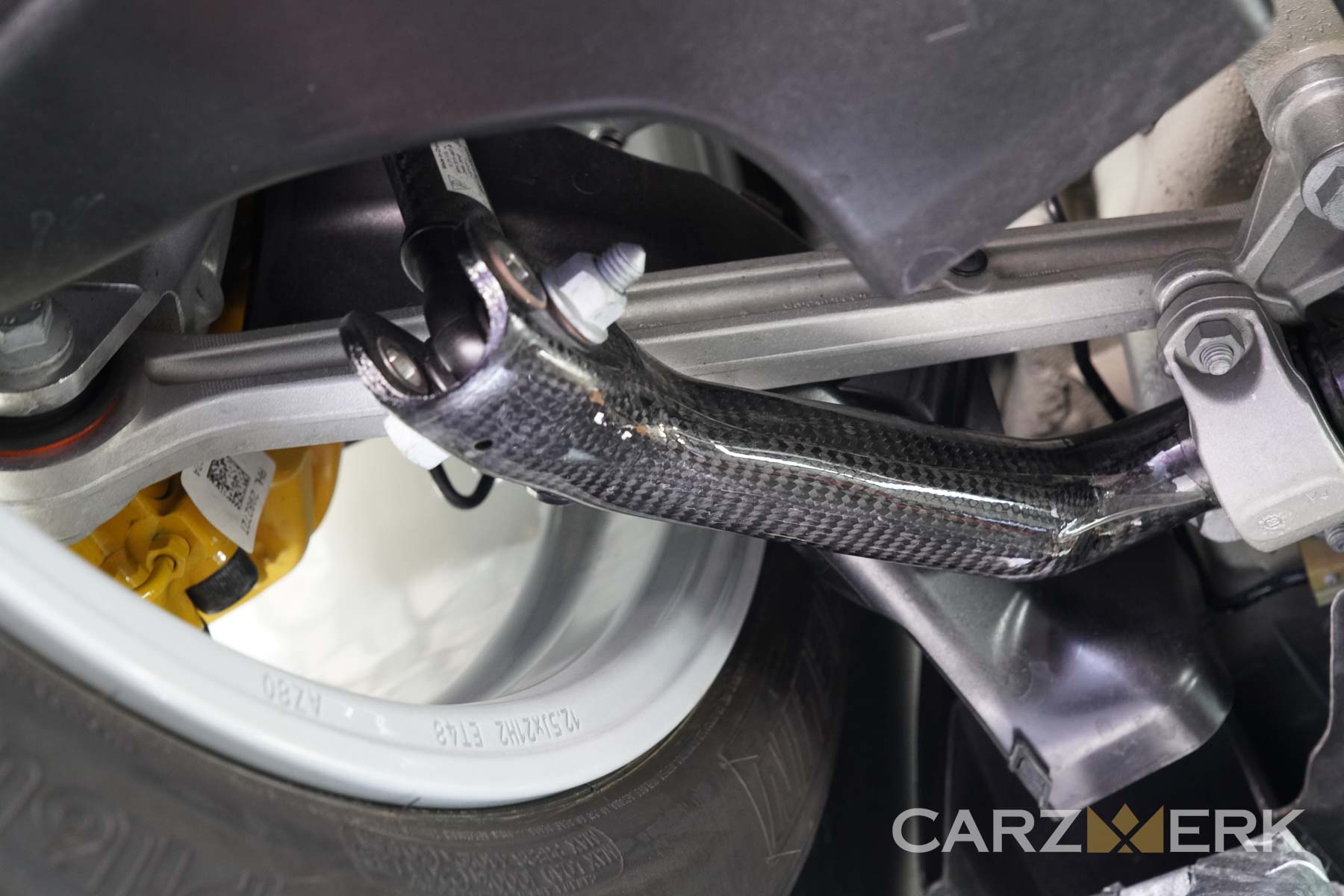 2018 Porsche GT2RS - White C9A - Carbon fiber anti sway bar - Driver