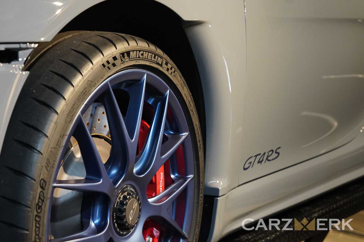 Porsche GT4RS Arctic Grey-28