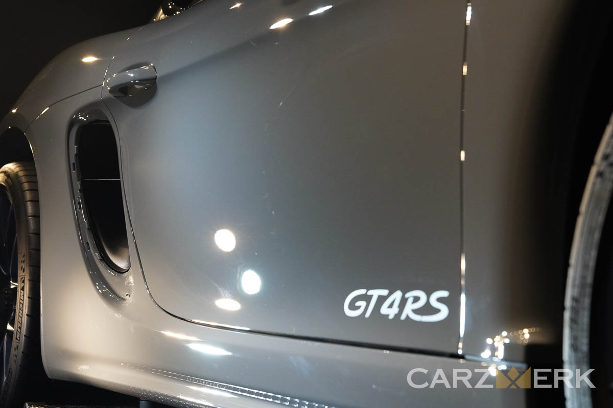 Porsche GT4RS Arctic Grey-7