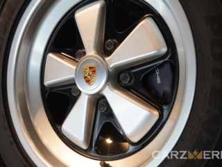 Porsche Carrera RS 32