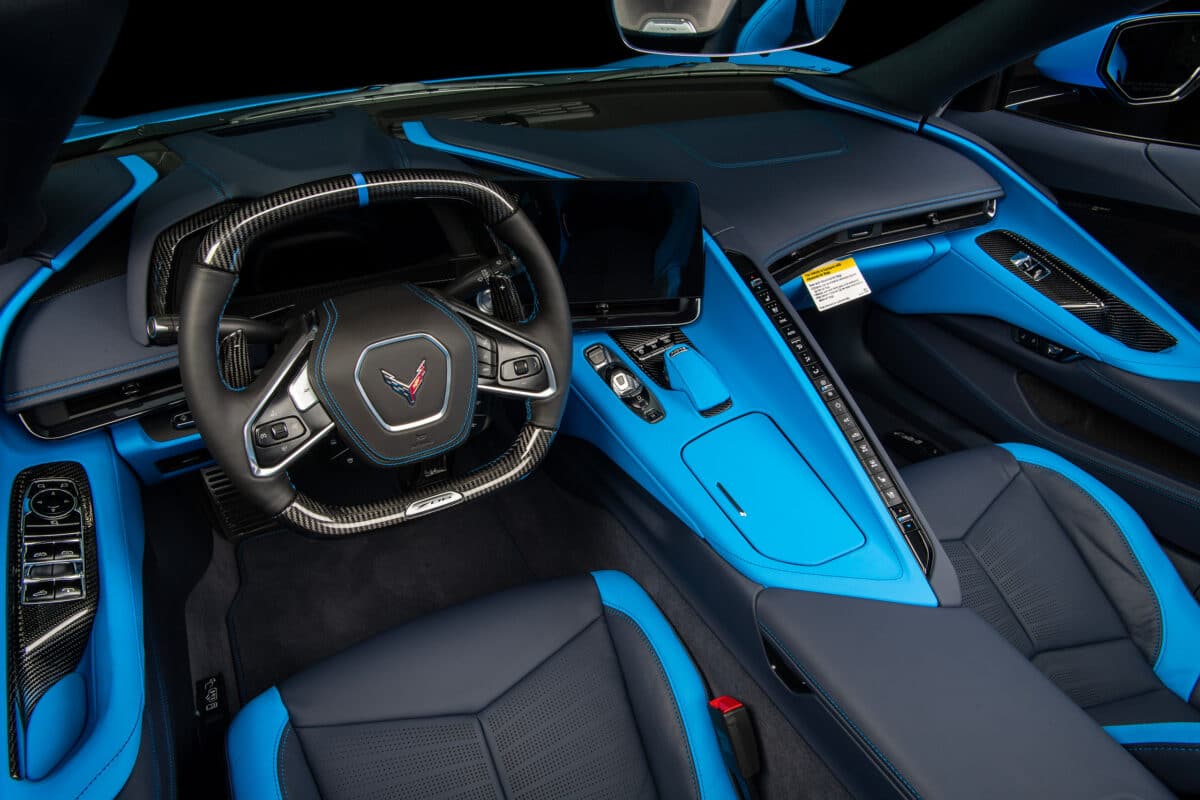 The black and blue duel tone details of the 2023 Corvette interior.