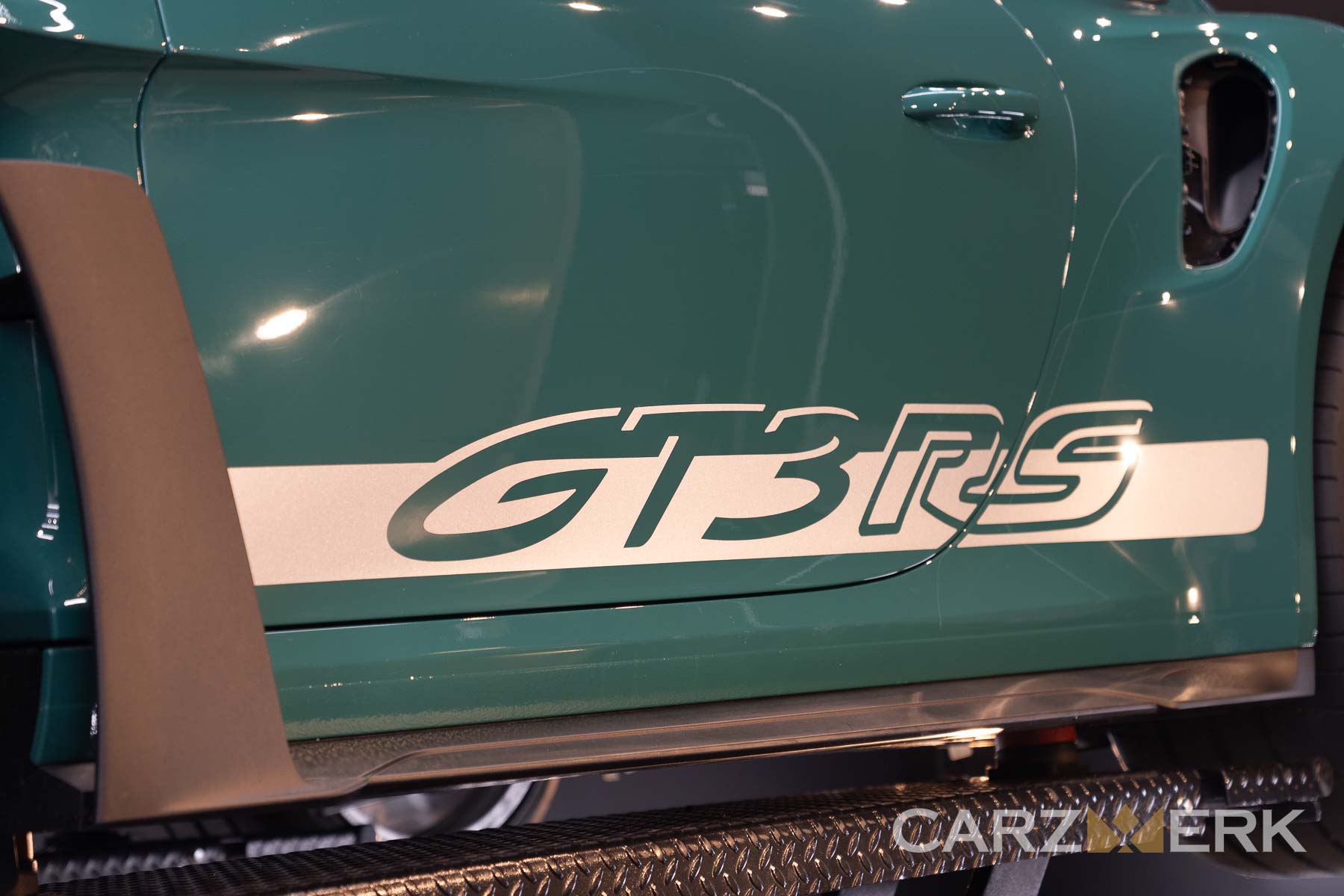 Porsche 992 GT3RS Smyrna Greeen @hyperrev_911-76